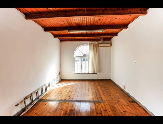 383M² GUESTHOUSE FOR SALE IN WINDERMERE